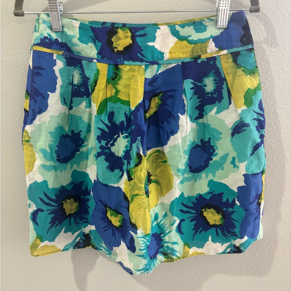 Loft Petites flower skirt size 2P